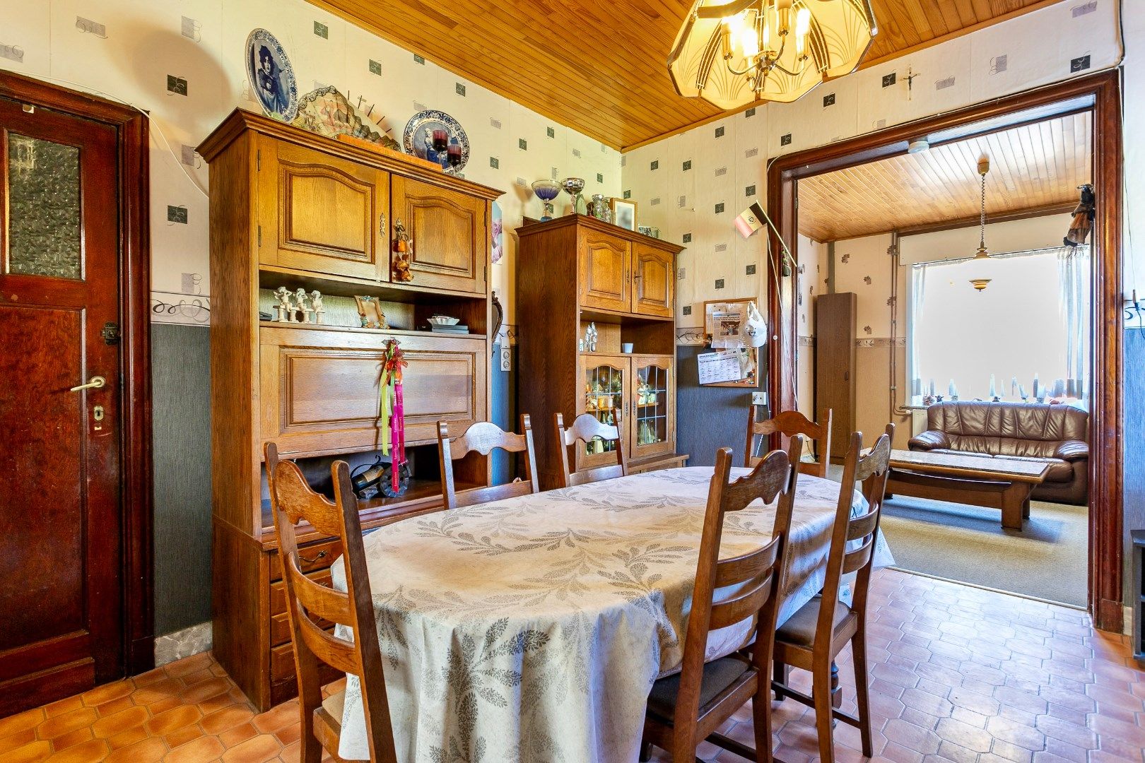 Te renoveren woning met omliggende gronden  foto 5