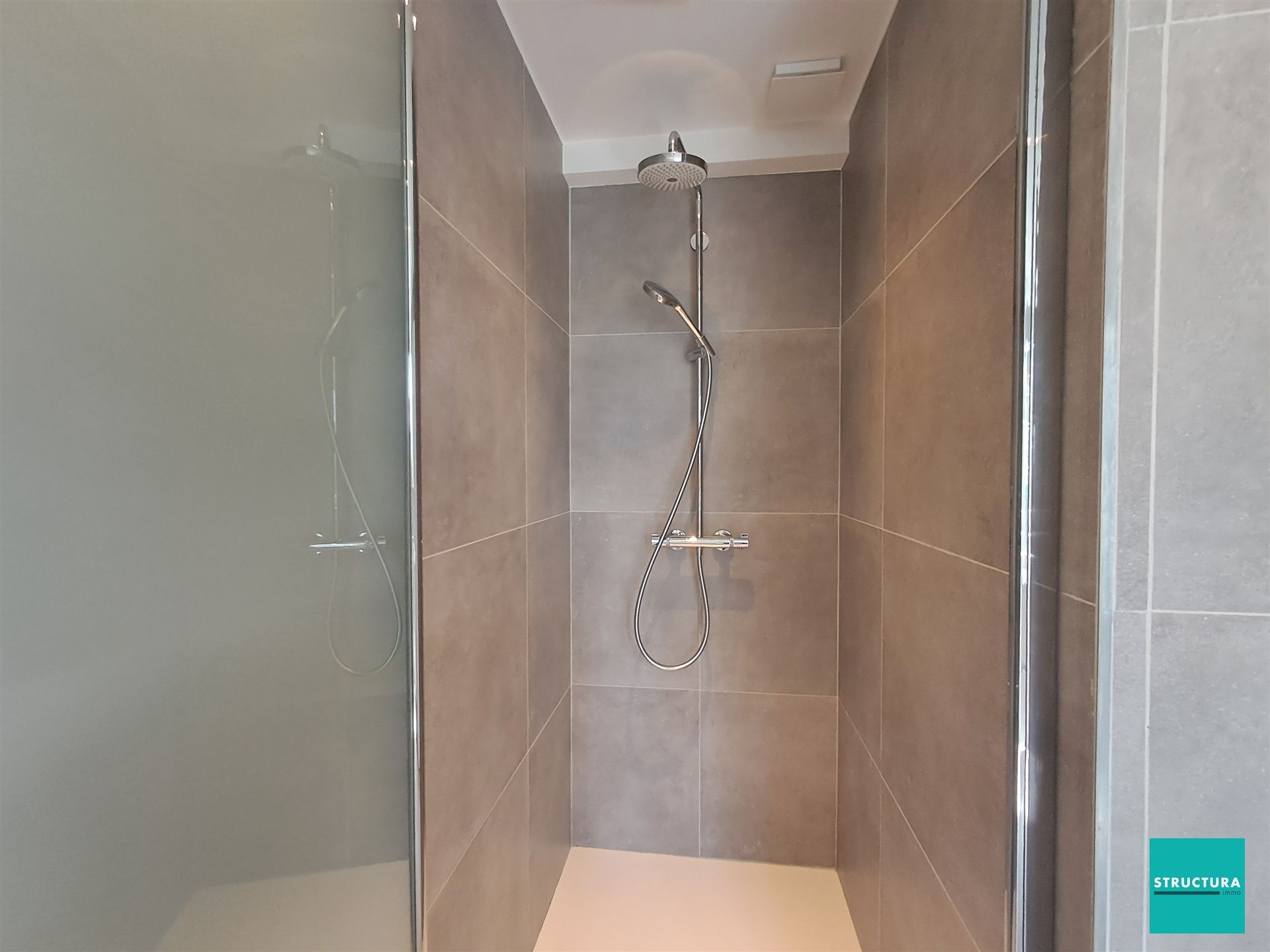 Luxe appartement te huur dicht bij het centrum van Wemmel foto 10