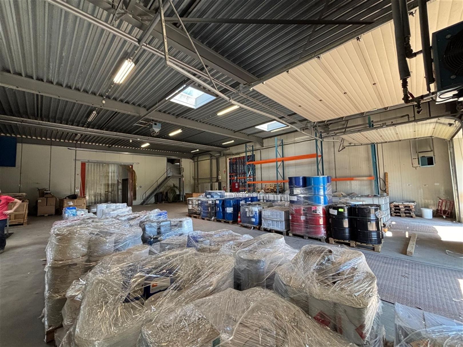 Te Huur Bedrijfsgebouw te Malle foto 7