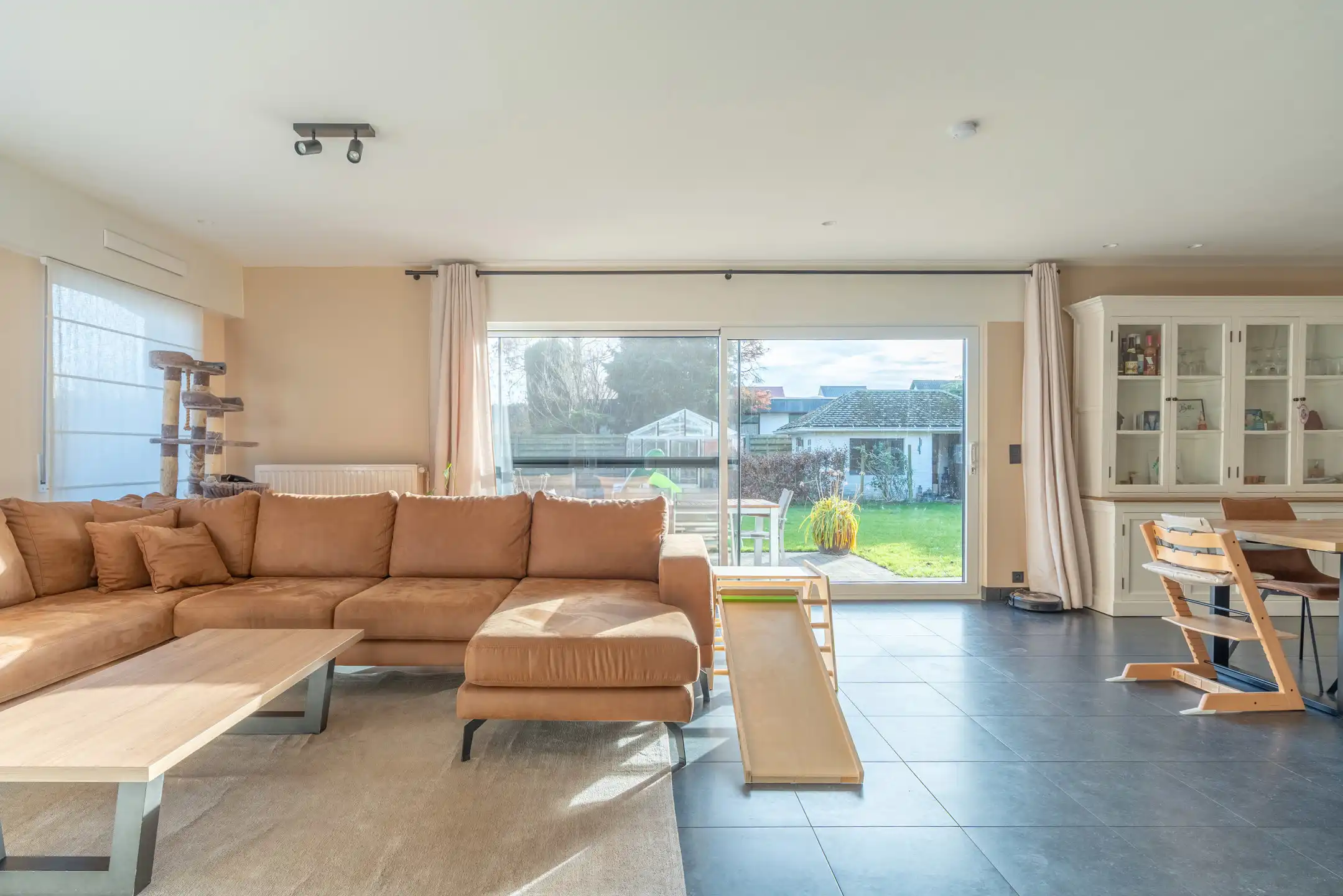 Instapklare woning met 3-4 slpks in rustige wijk te Turnhout foto 4