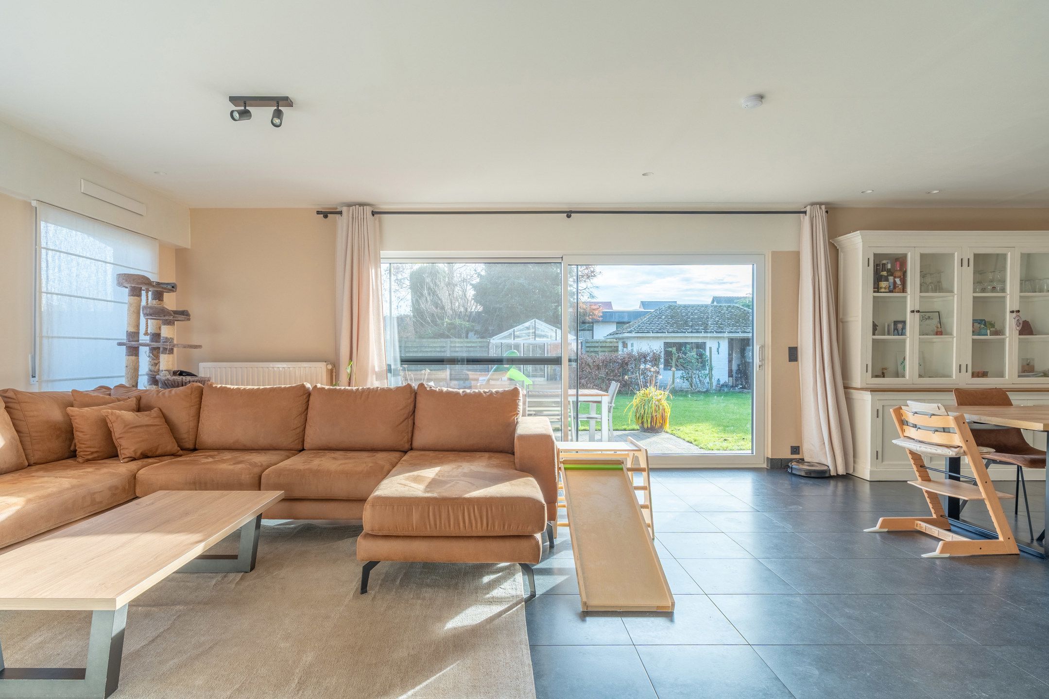 Instapklare woning met 3-4 slpks in rustige wijk te Turnhout foto 4