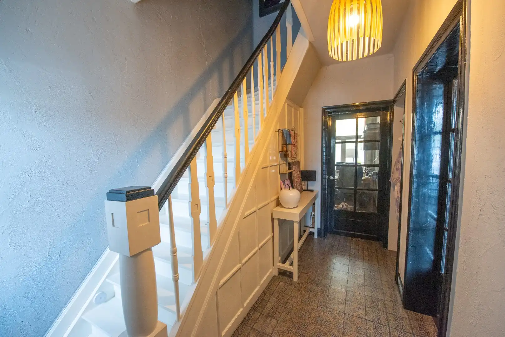 Karaktervolle stadswoning TE KOOP met prachtige stadstuin op toplocatie in Waregem! foto 12
