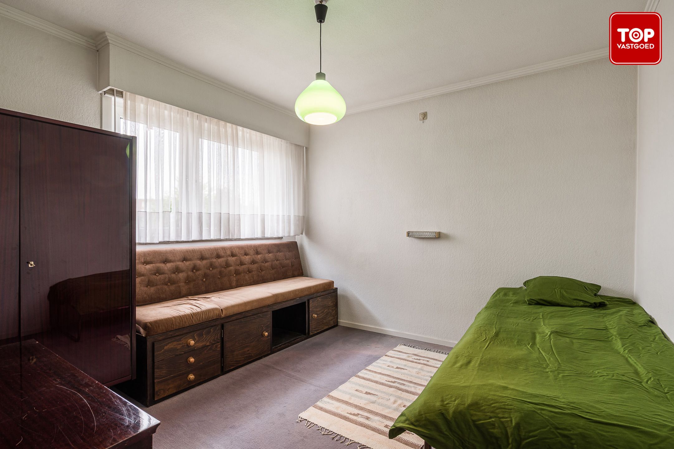 Te renoveren woning met potentieel in rustige buurt  foto 12