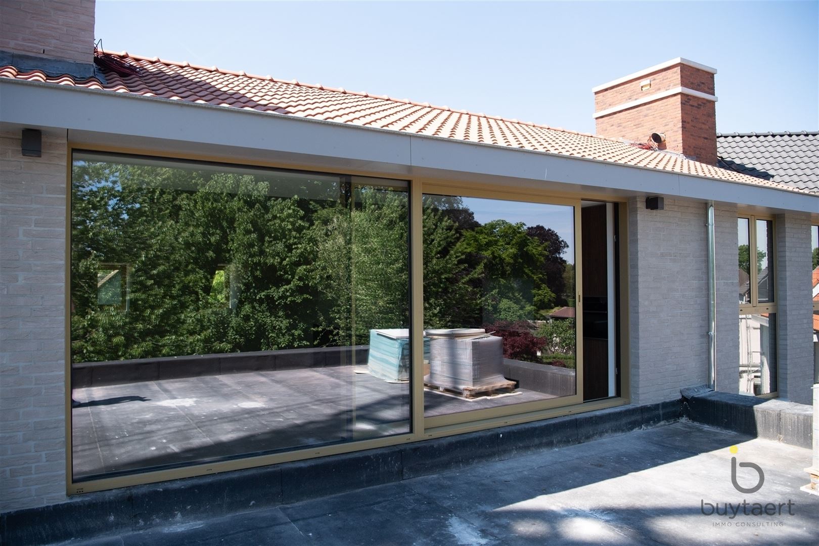 Beleef luxe, comfort en energiezuinigheid in een karaktervolle architectuur. foto 13