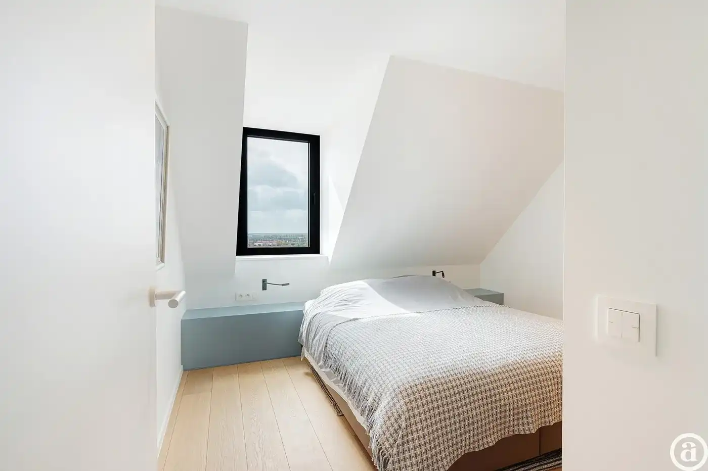Exclusief en luxueus duplexappartement met panoramisch zicht foto 20