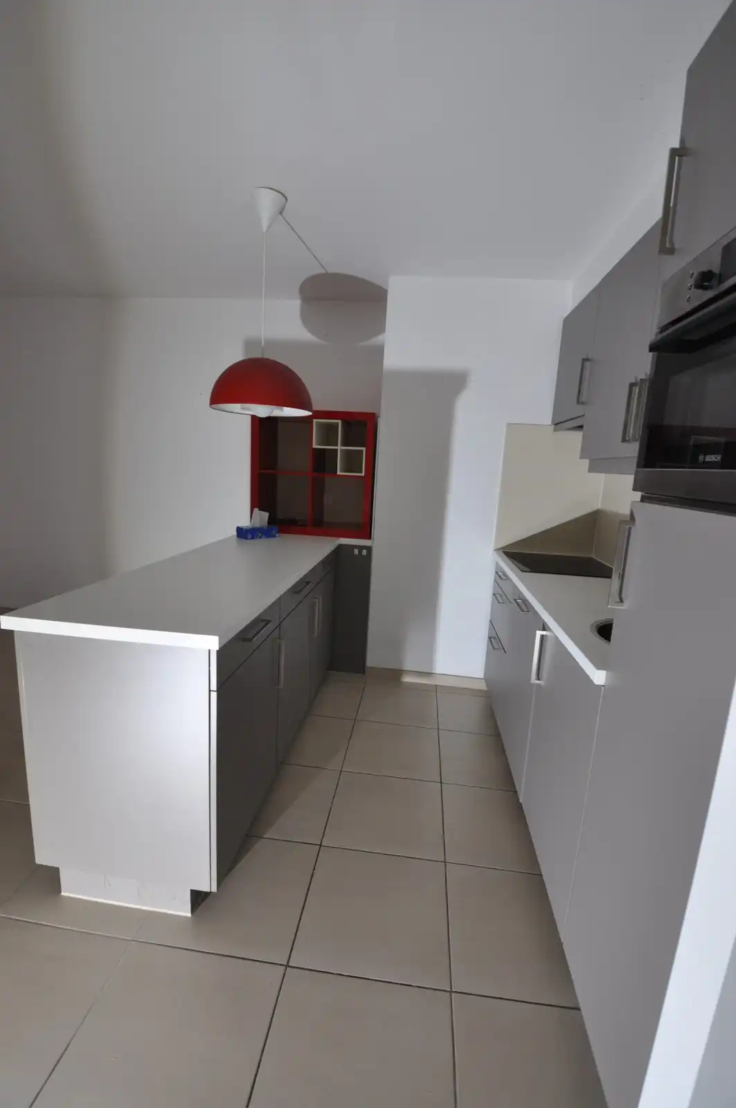 Instapklaar recent appartement met terras op een  centrale ligging foto 7