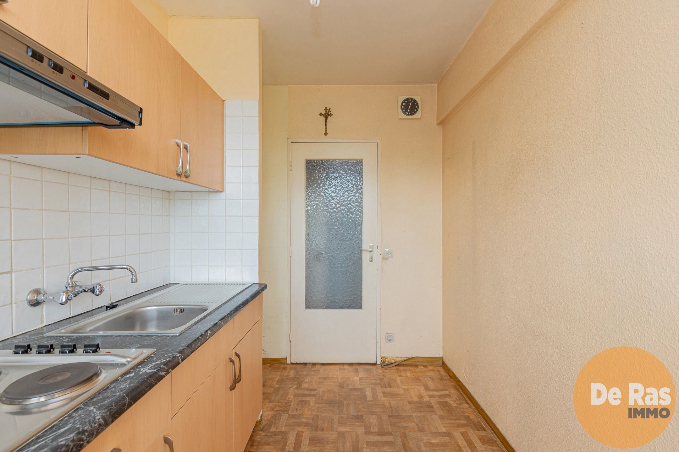 AALST - Betaalbaar appartement met 2 slaapkamers en terras! foto 9