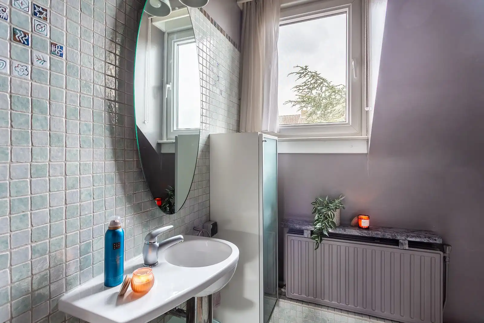 Instapklare bel-etagewoning met 3 slaapkamers en groene tuin foto 42