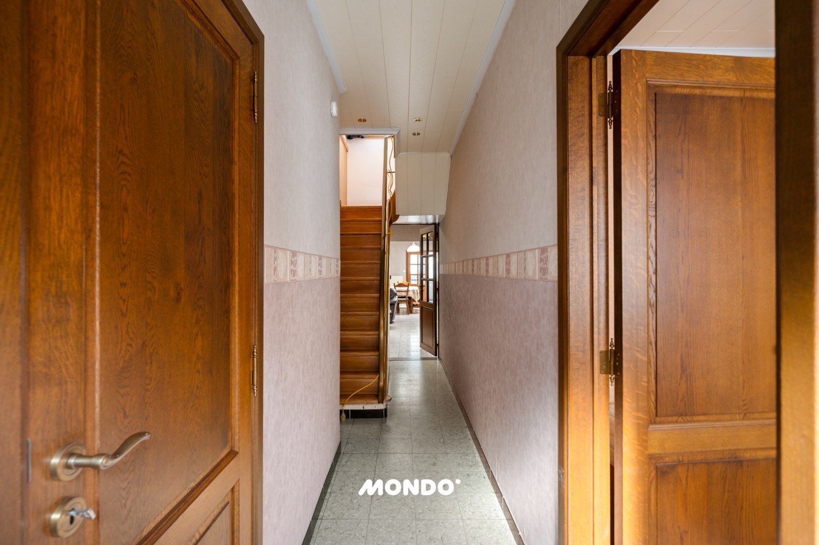 Goed onderhouden woning te Niel foto 2