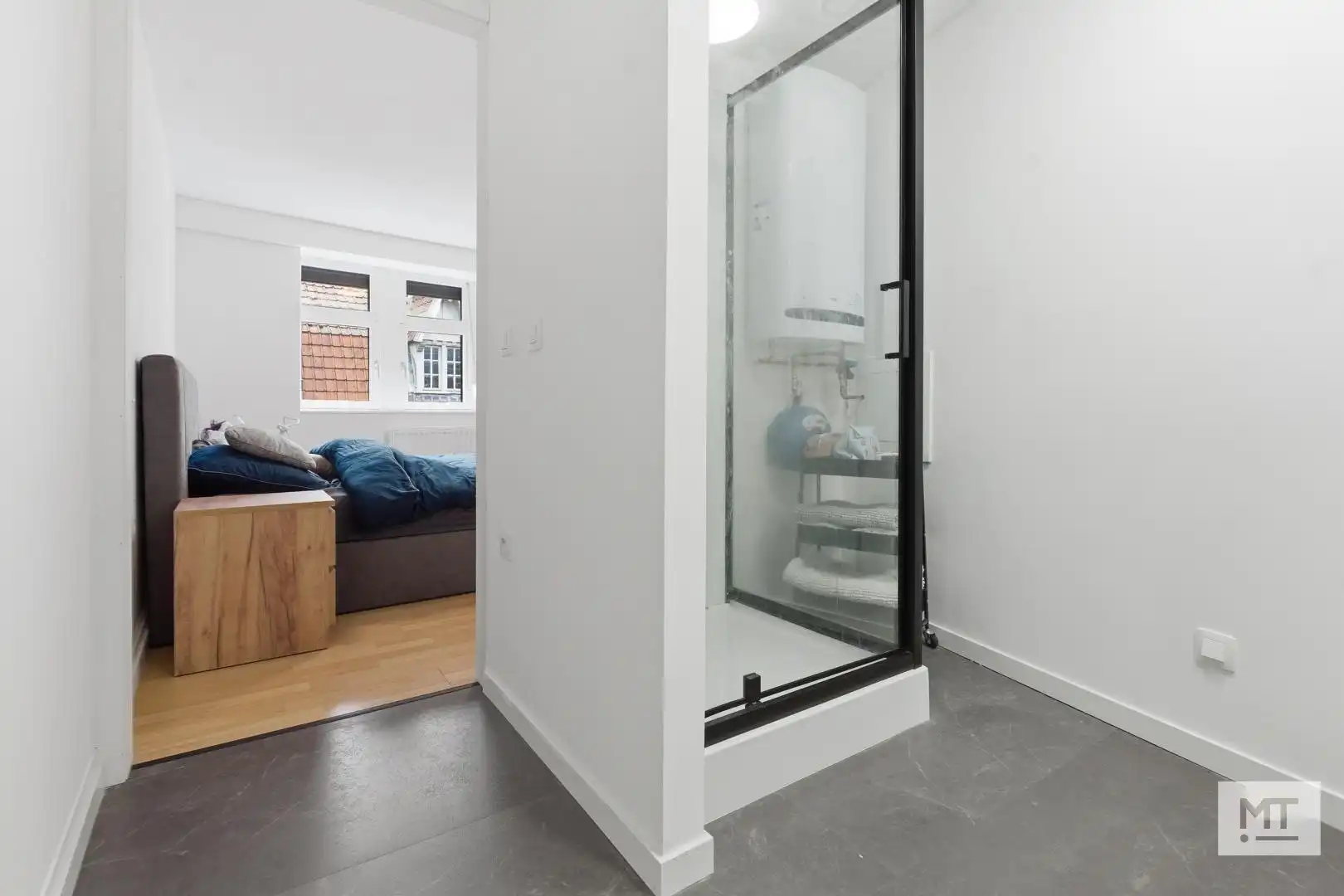 Appartement met terras te koop in het centrum van Ieper foto 12