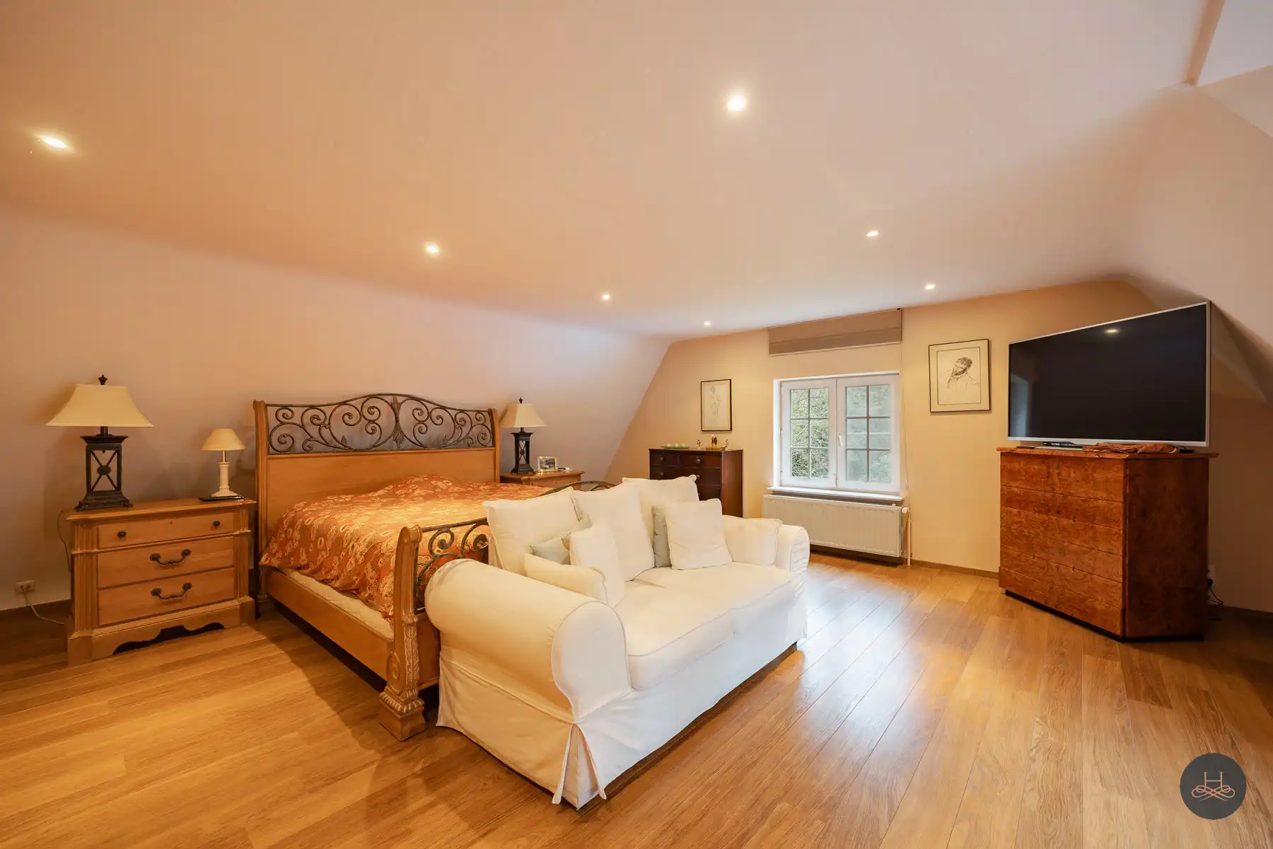 Exclusieve villa met binnenzwembad foto 16