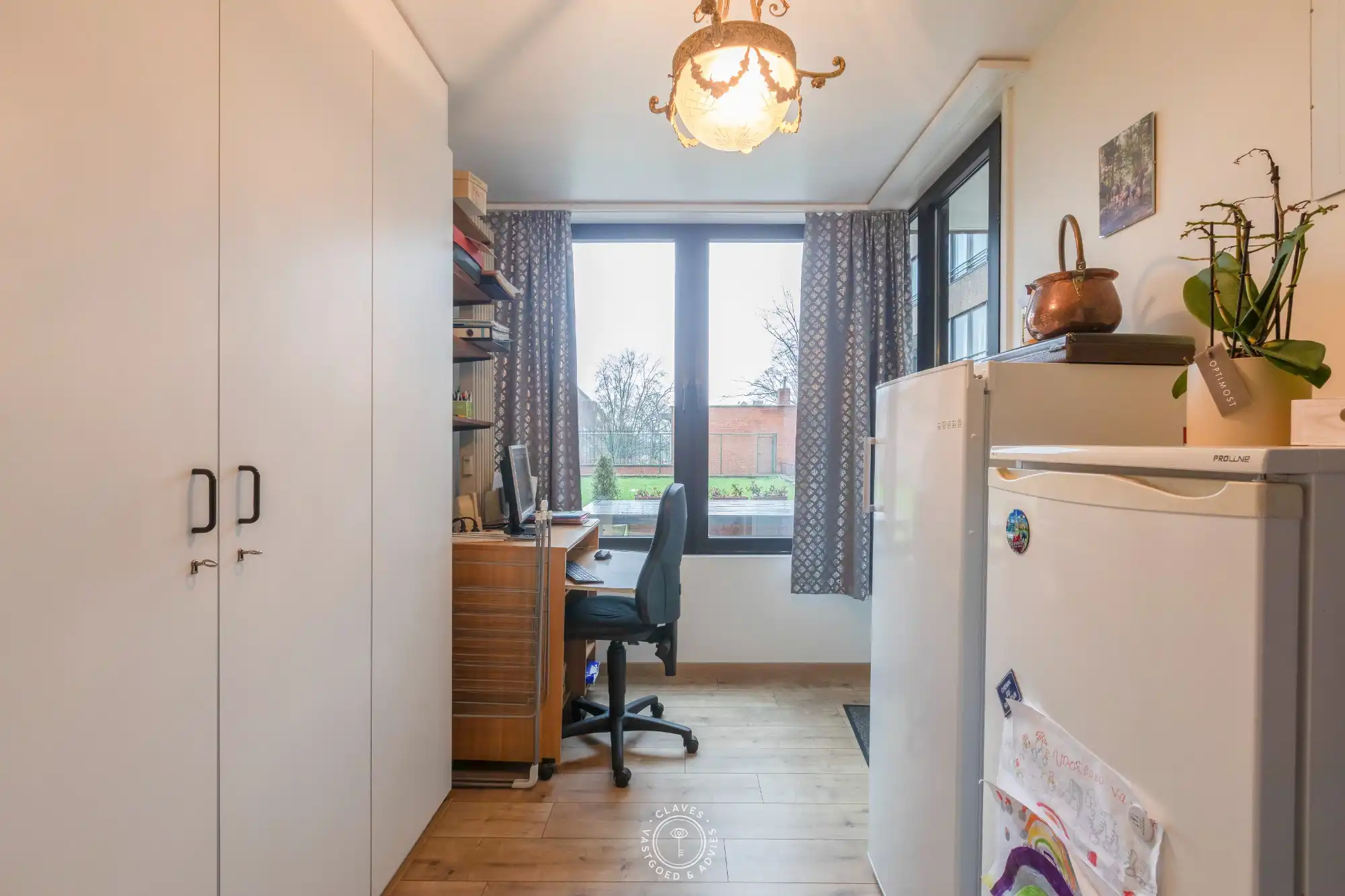 Ruim 3-slaapkamerappartement op interessante centrale ligging in Sint-Niklaas foto 11