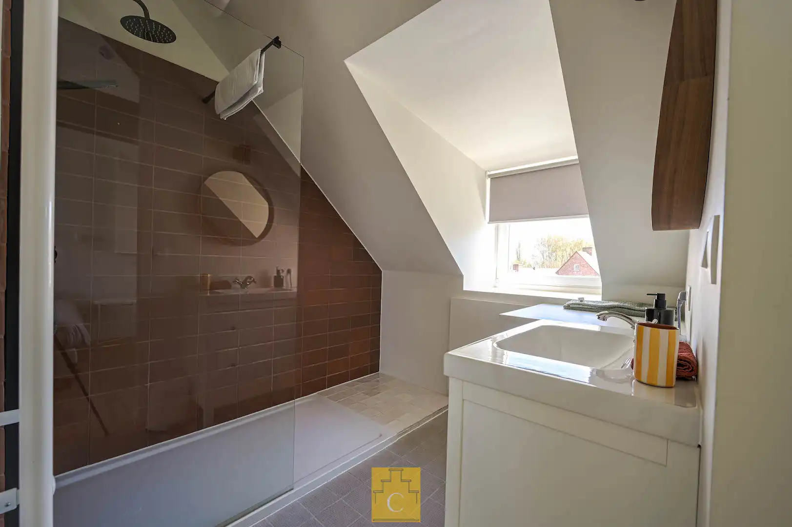 Charmant gerenoveerde dorpswoning te koop in het pittoreske Lissewege foto 26