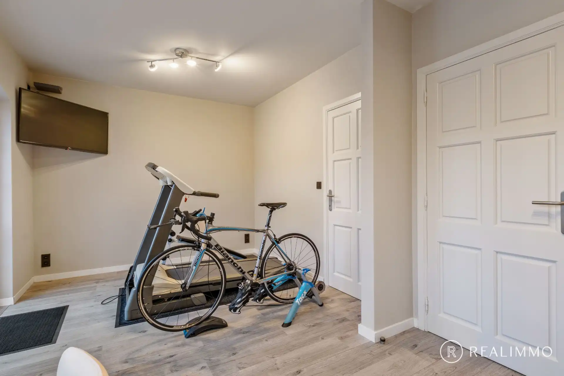 Pure luxe en ruimte op topligging in Waregem foto 13