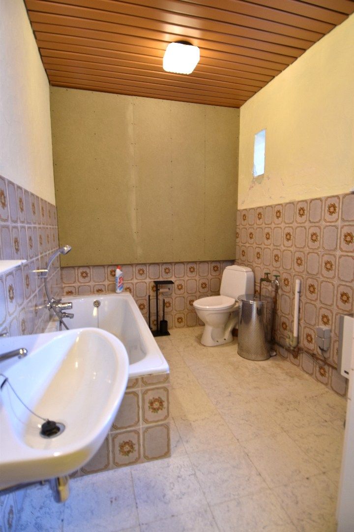 Sfeervolle gezinswoning met 4 slaapkamers, garage én tuin te koop in Kuurne-centrum foto 11