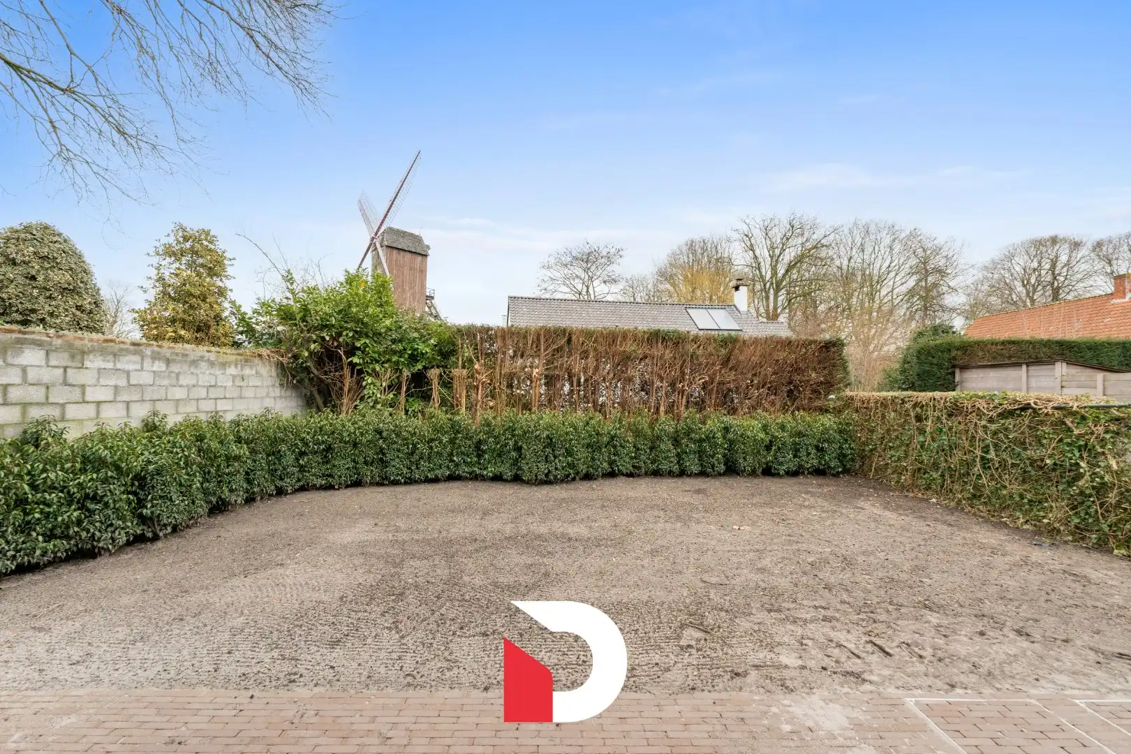 Vrijstaande villa in centrum Brugge in een oase van groen.  foto 16