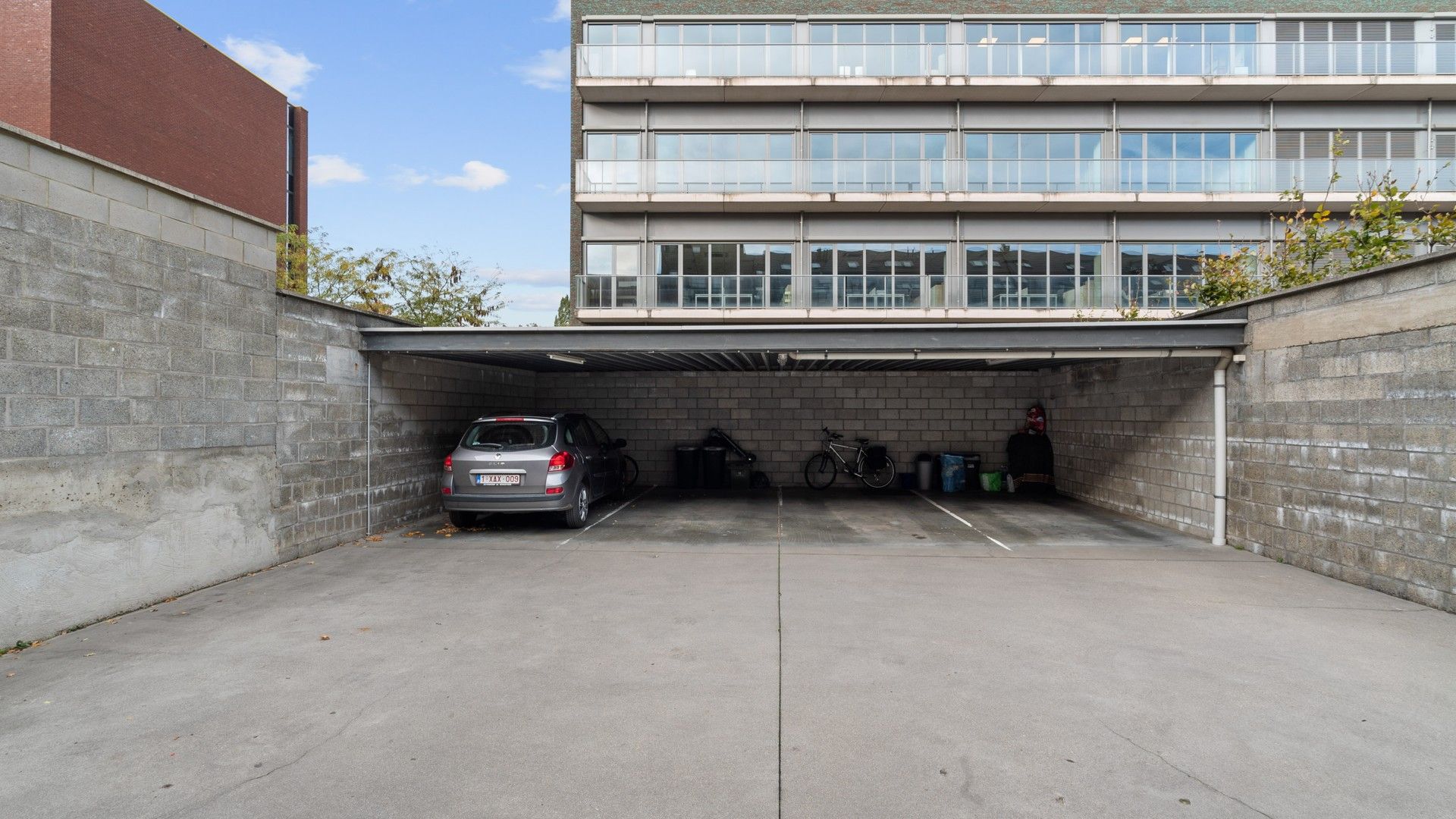 Instapklaar appartement met 2 slpkrs in Genk centrum foto 19