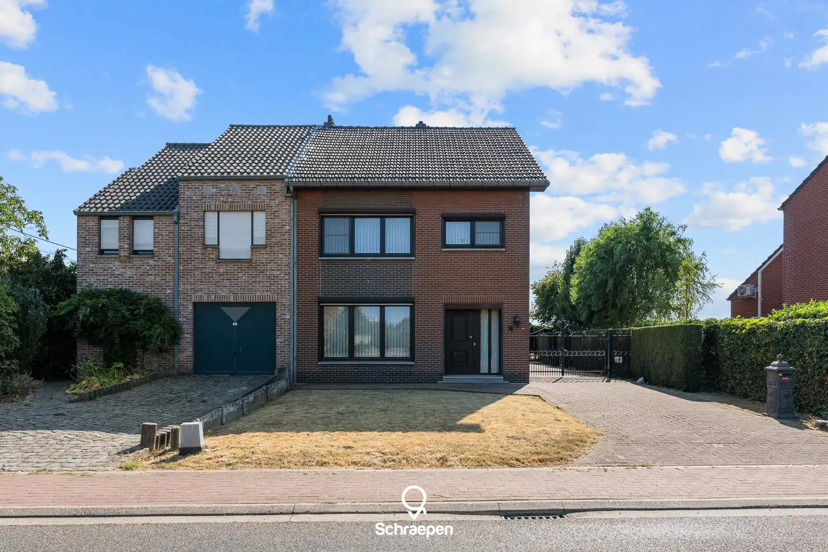 Ruime gezinswoning met 3 tot 4 slpks op riant perceel van 51,39 are met zuidwestelijke oriëntatie! foto 4