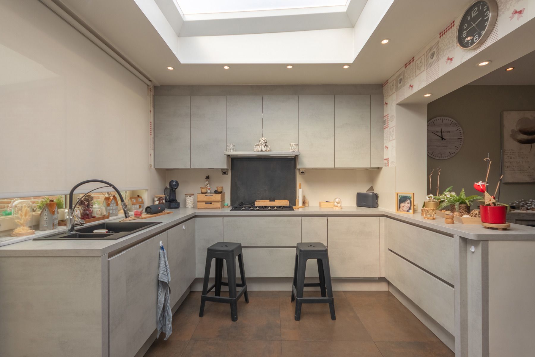 Goed onderhouden woning met 4 slaapkamers en leuke tuin foto 5