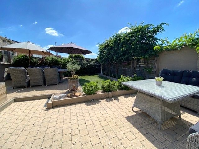 Instapklare 3 slaapka woning met terras + tuin + garage foto 14