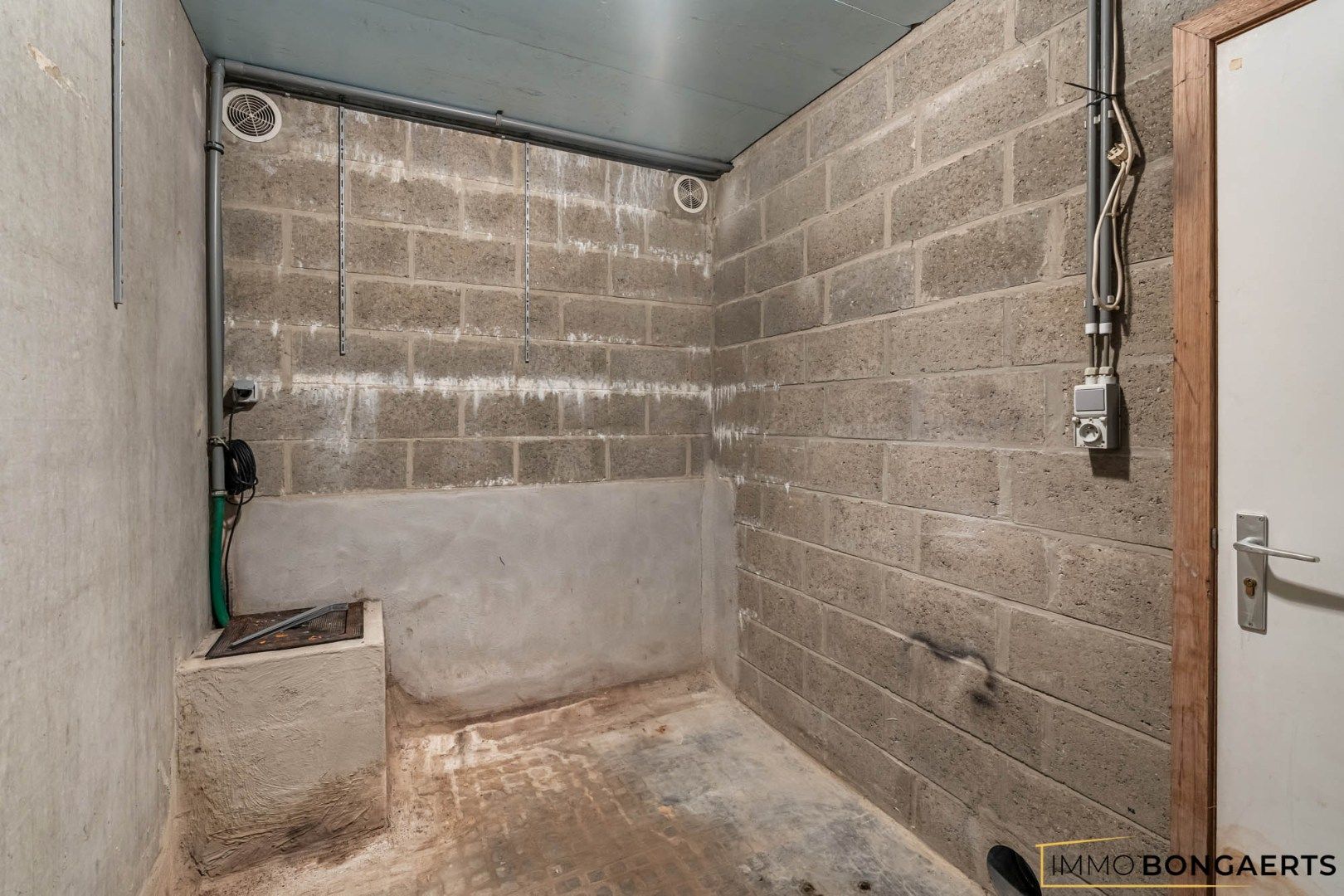 Ruim duplexappartement met 4 slaapkamers foto 28