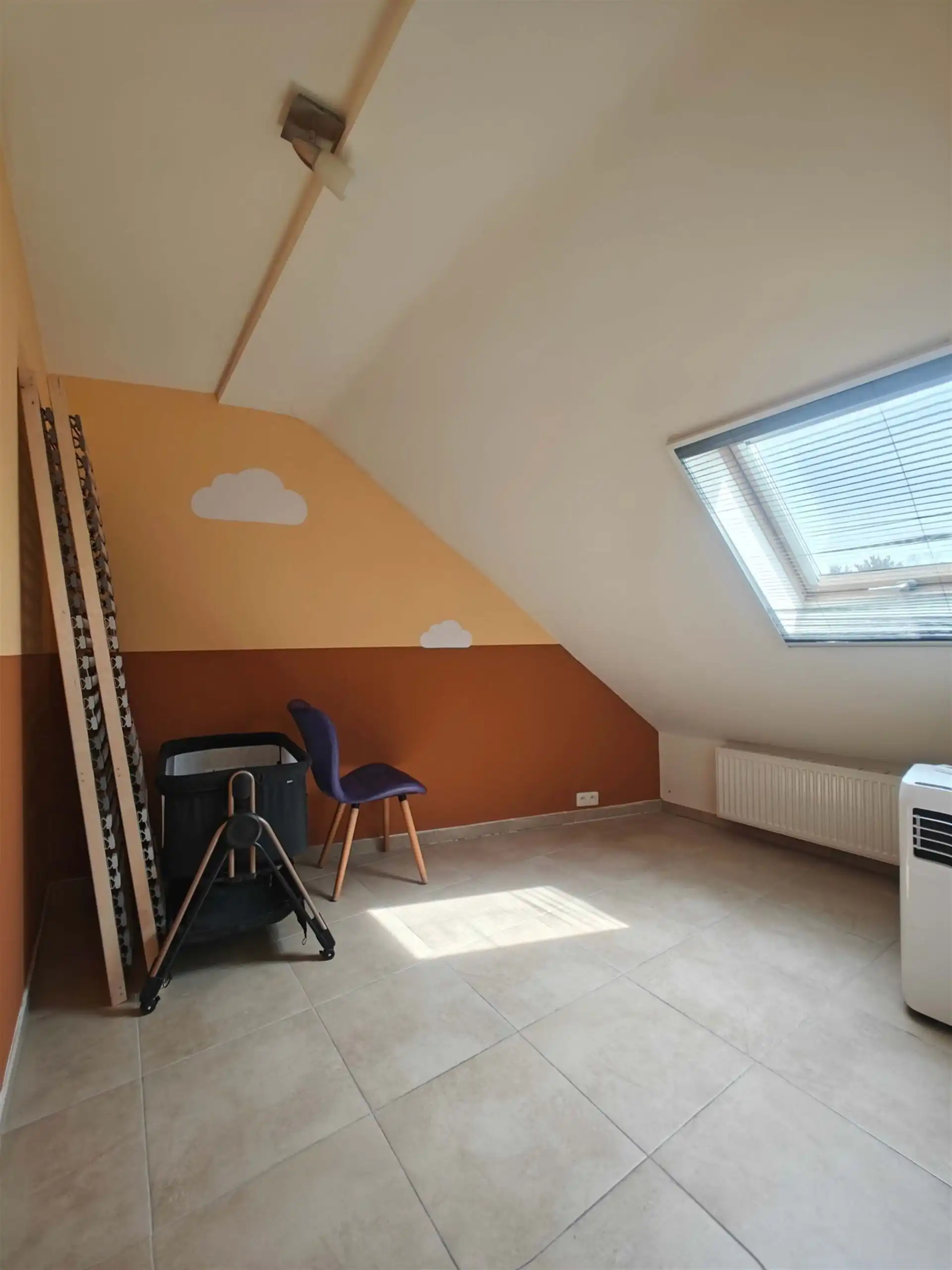 Duplex appartement voorzien van 2 slaapkamers en een aparte garage foto 16