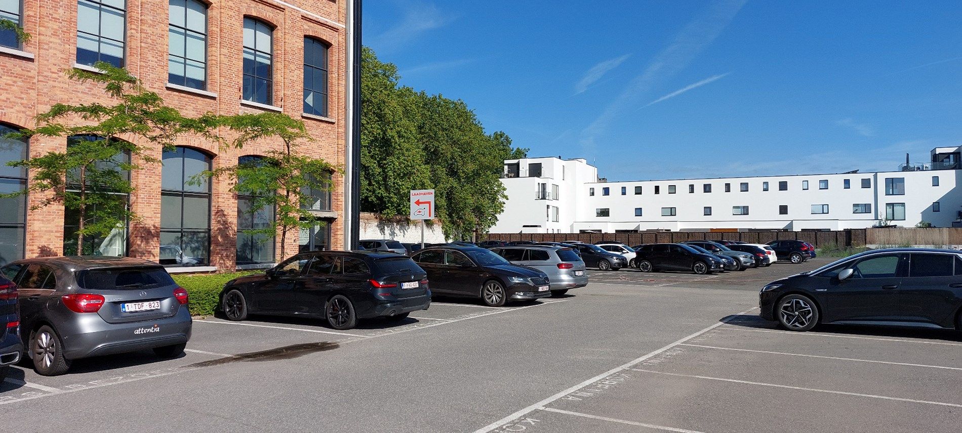 Top afgewerkt kantoor van 750m² nabij de Leieboorden - parking beschikbaar foto 18