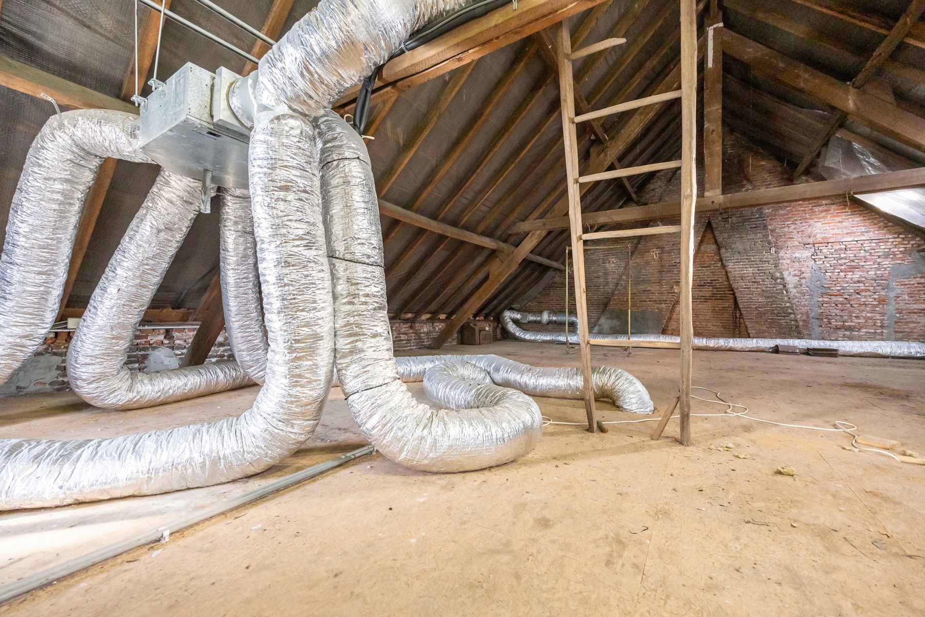 Veelzijdig kantoorgebouw op toplocatie foto 23