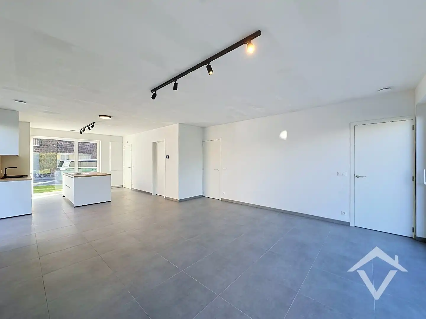 Nieuwbouwwoning met 3 slaapkamers in centrum Koekelare  foto 11