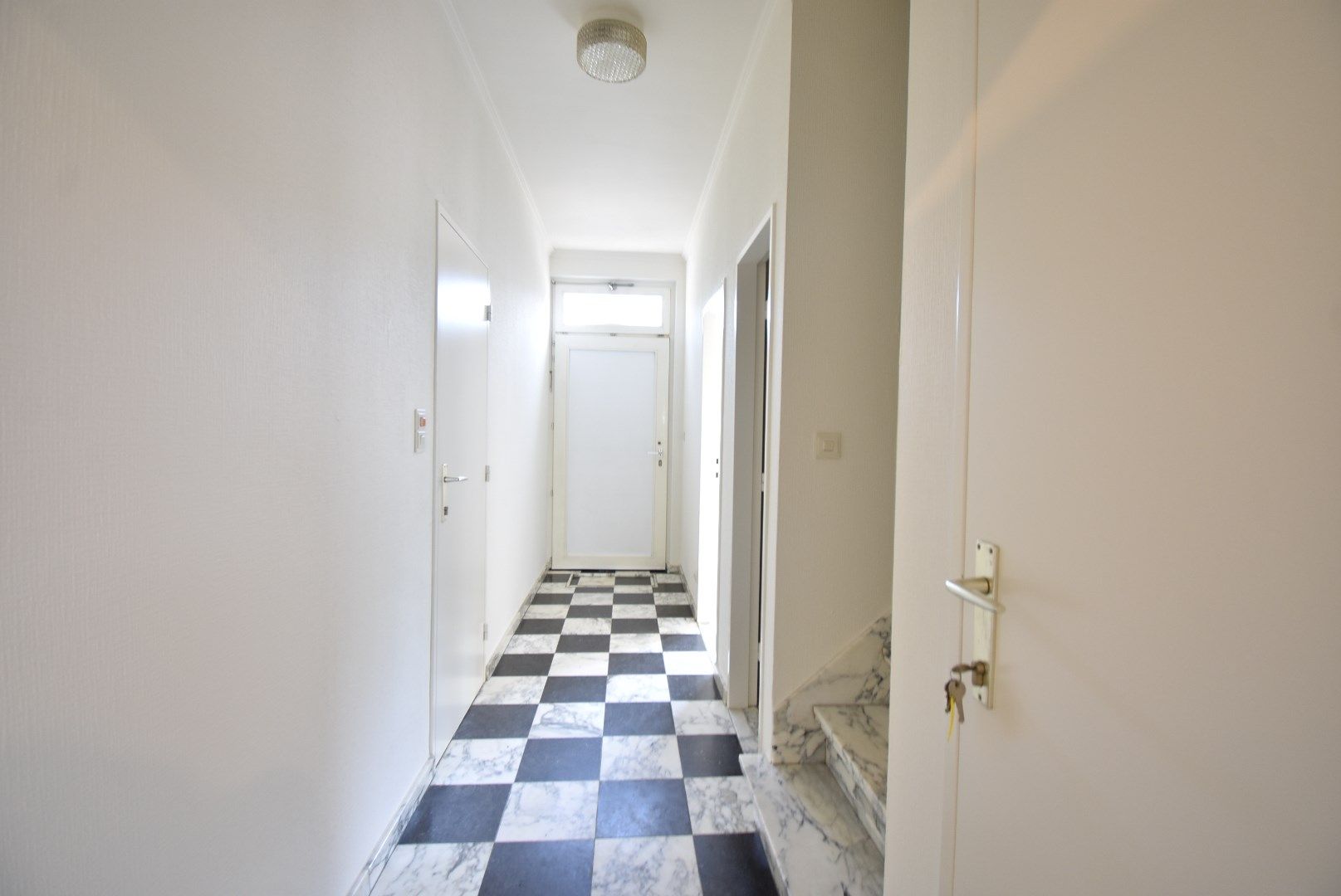 Ruime woning in Kiewit met 8 slaapkamers en gezellige tuin foto 5