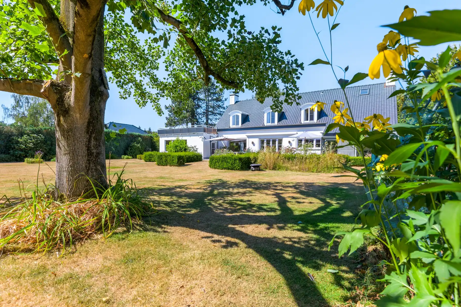 Villa met zuidtuin op toplocatie foto 8