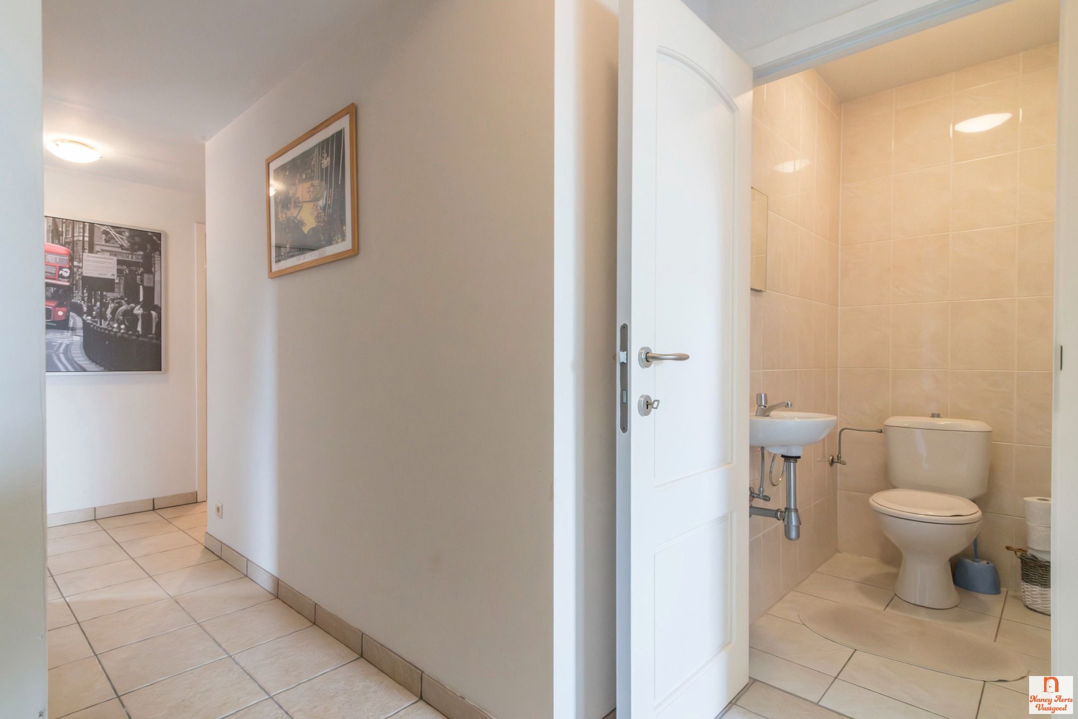 Appartement met autostaanplaats in hartje Koersel foto 27