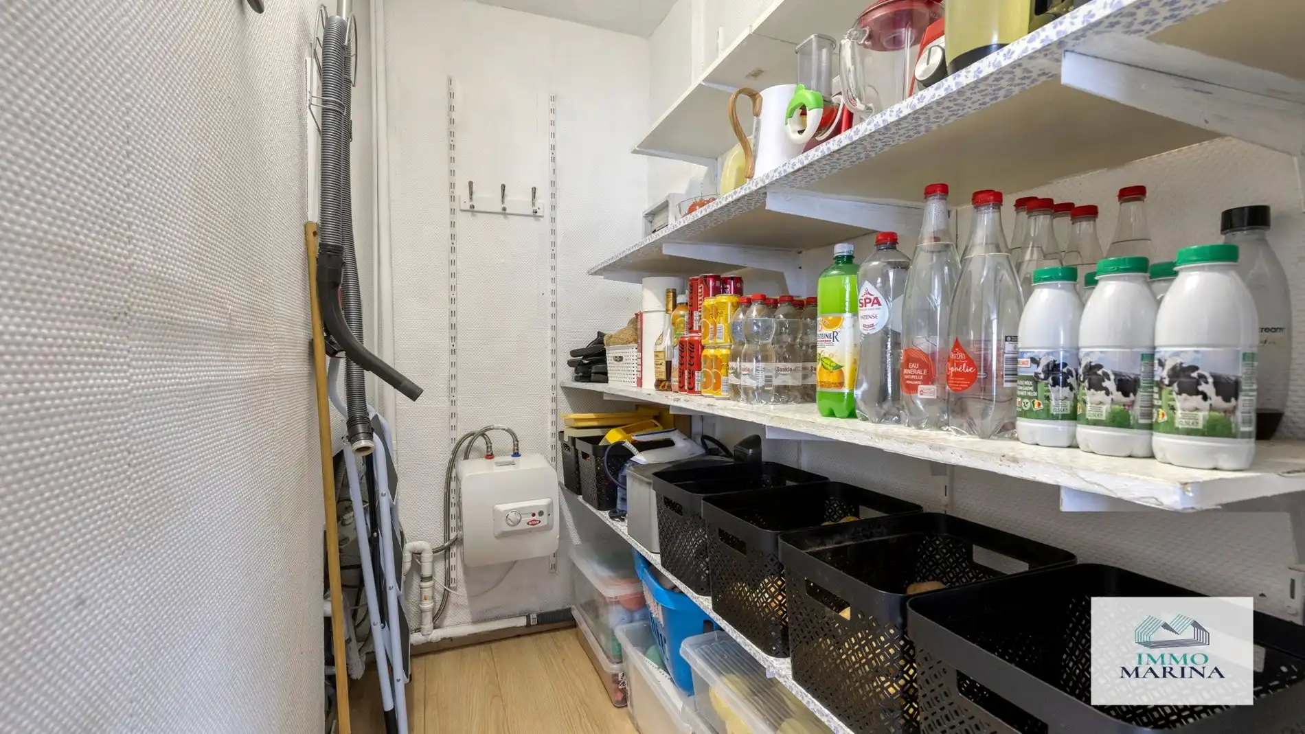 Ruim appartement met terras in centrum Bonheiden foto 27