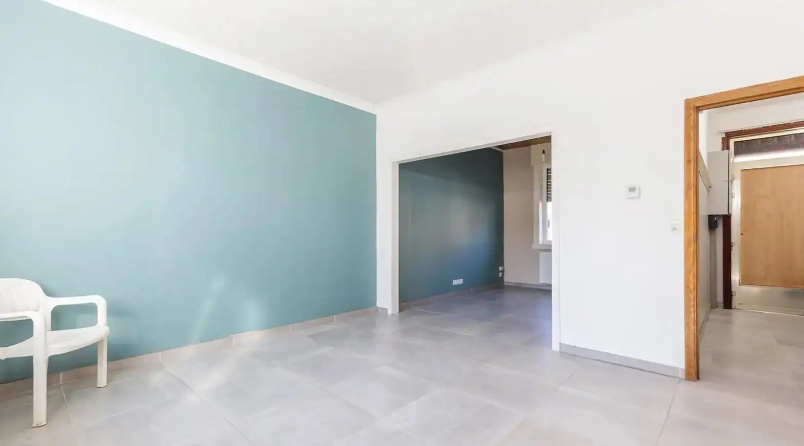 Instapklare half open bebouwing op de Tiense stadsrand foto 2