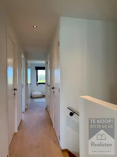 Instapklare nieuwbouwwoning - OB met garage foto 29