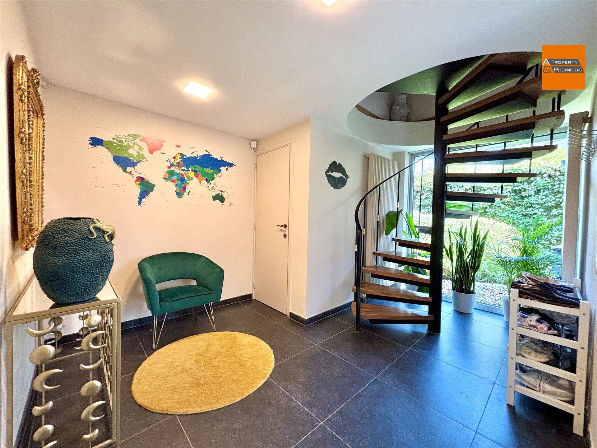 Instapklare Bel-etage gelegen in een rustige omgeving. foto 2