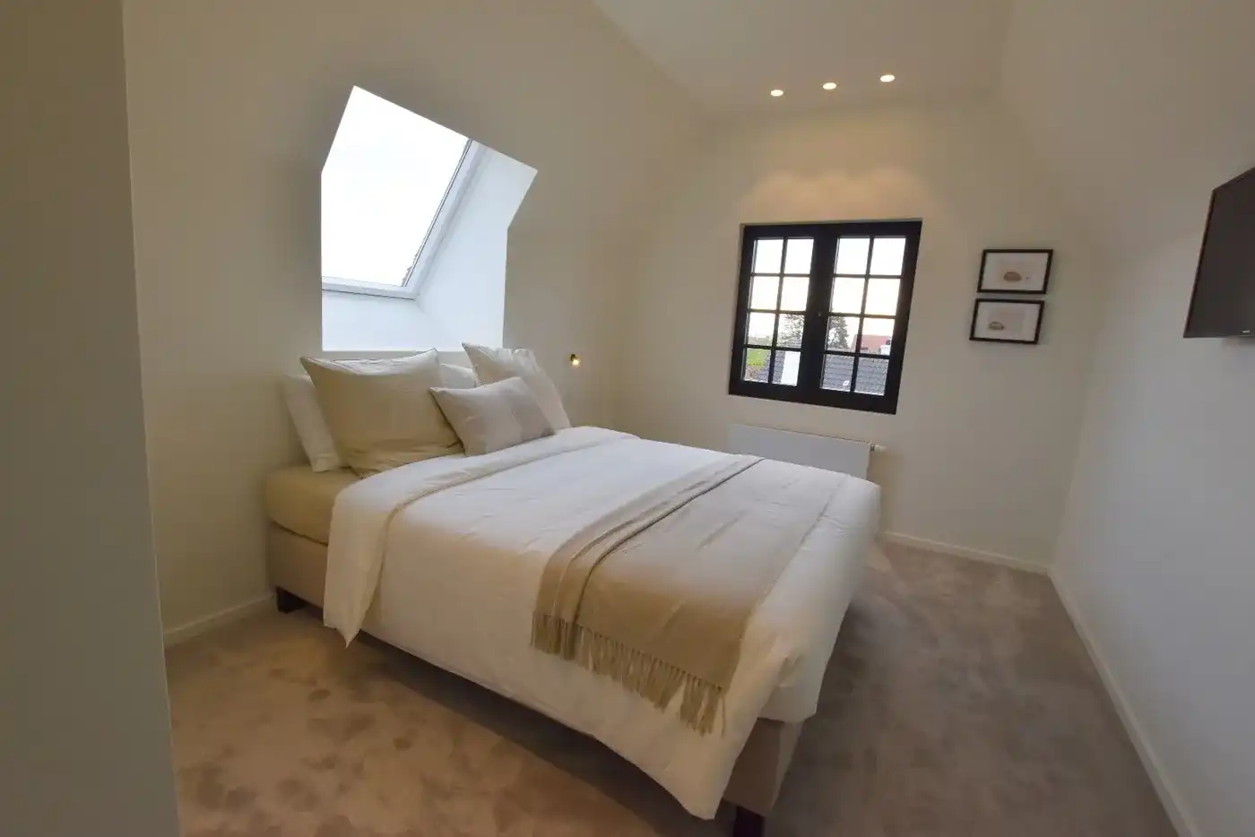 Compleet gerenoveerde villa aan de rand van het Zoute. foto 19