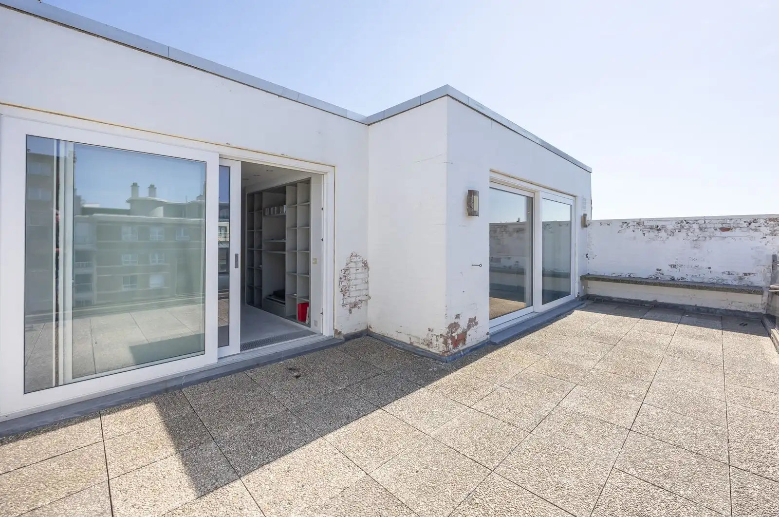 Exclusief duplex penthouse met 4 slpk en zonnige terrassen pal aan zee foto 9