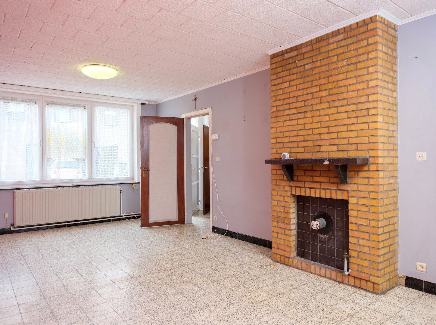 Charmante halfopen woning met potentieel in het hart van Zwankendamme foto 7