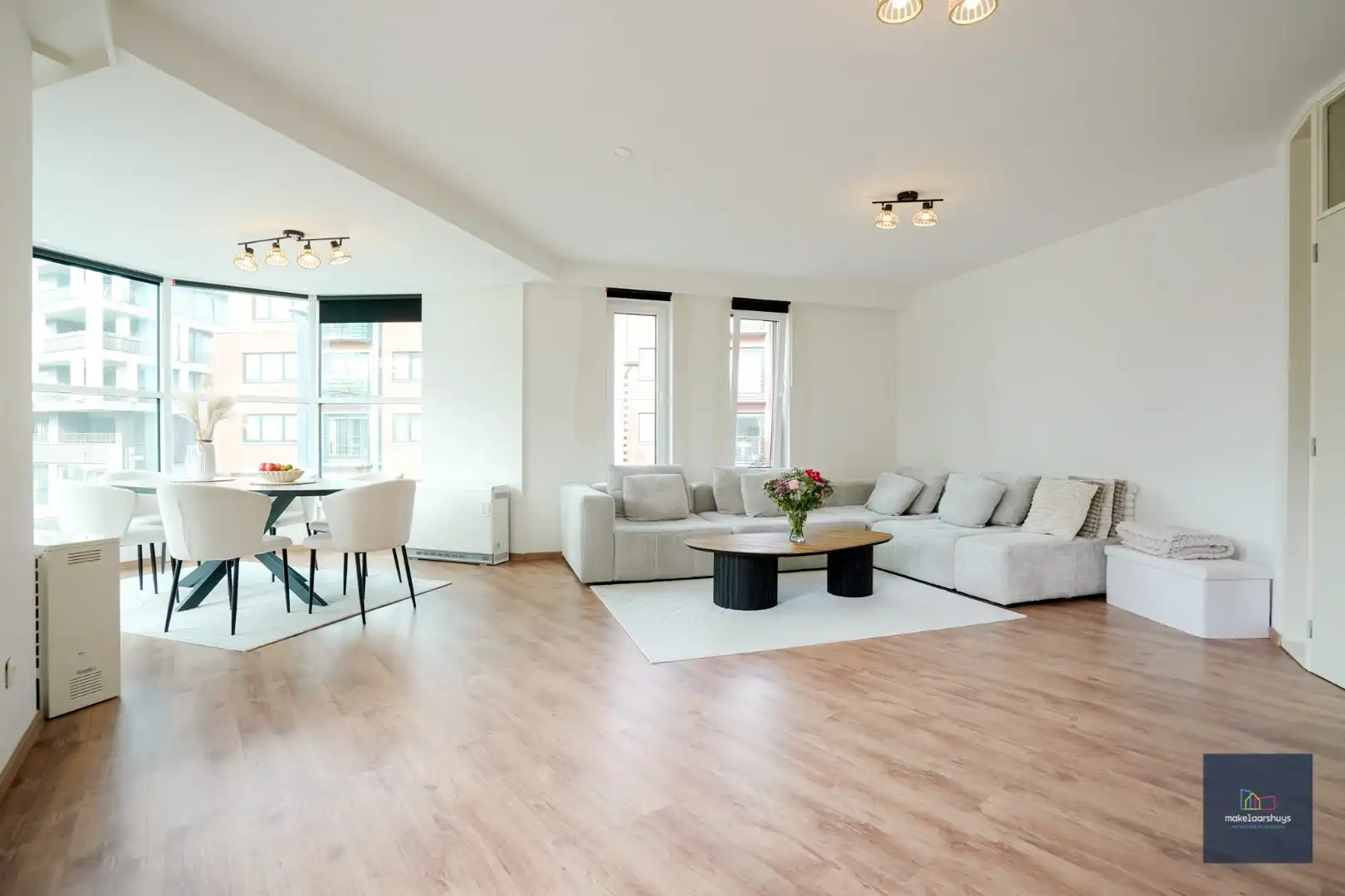 Goed gelegen en ruim instapklaar 2-slp. app.  foto 6