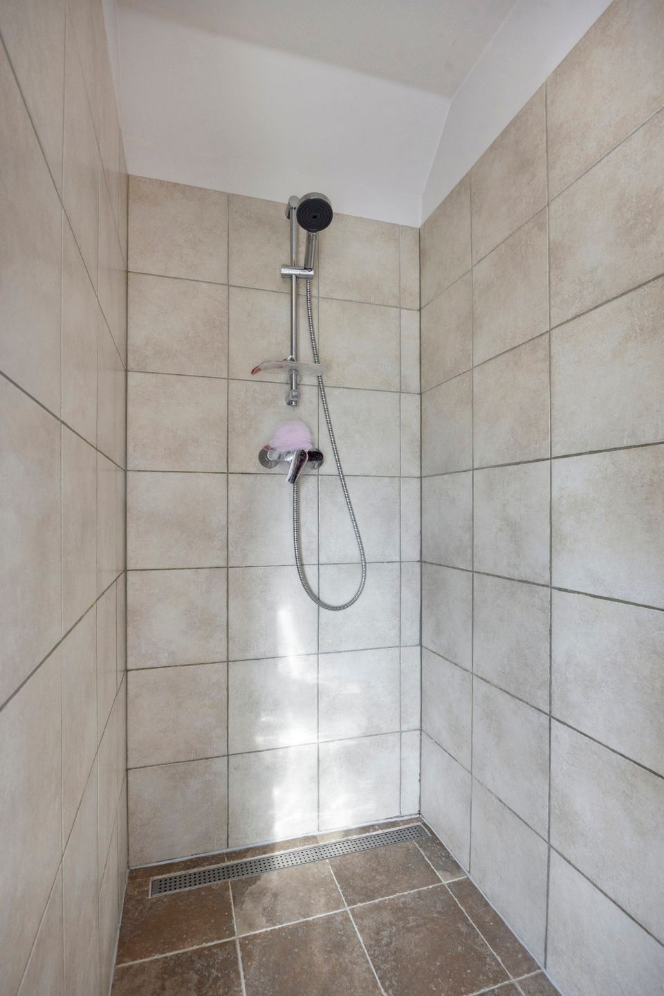 Villa met 4 slaapkamers en 2 badkamers op rustige locatie foto 18