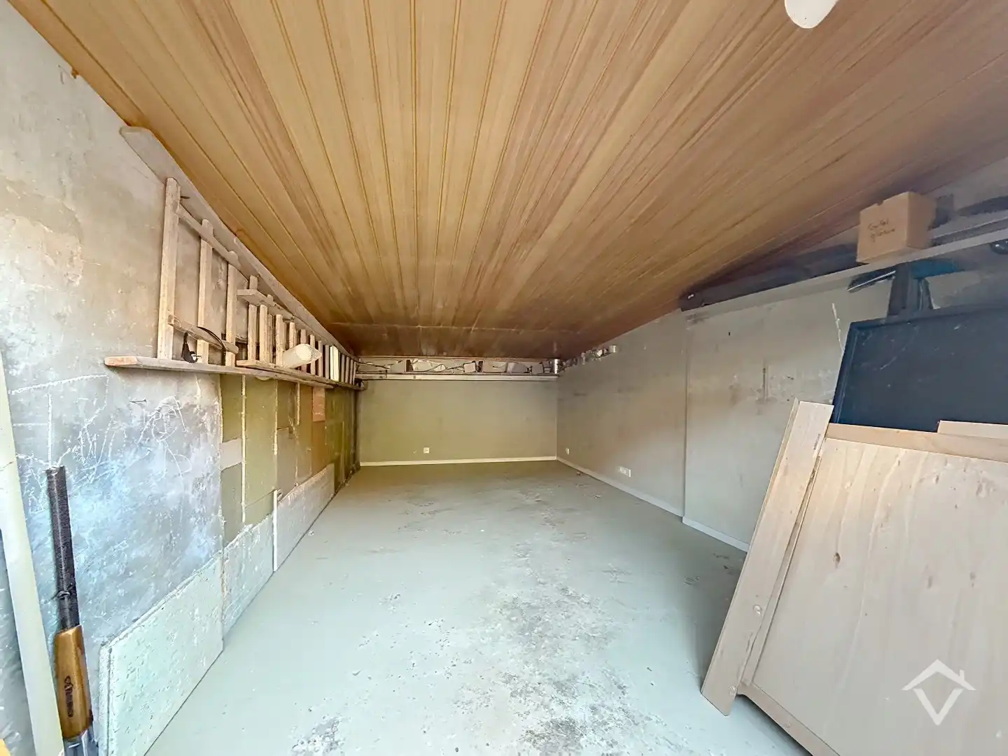 Woning met 3 slaapkamers en 2 garages te Eernegem foto 21