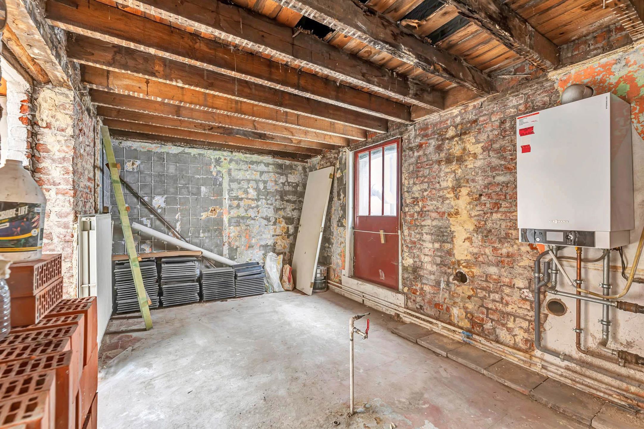 Casco handelspand in Basiliekstraat Halle foto 12