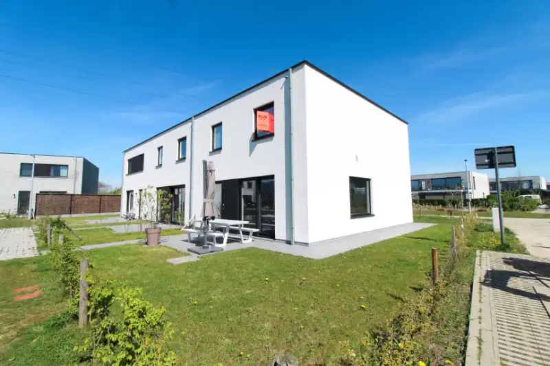 Zeer energiezuinige nieuwbouwwoning te Roeselare foto 8