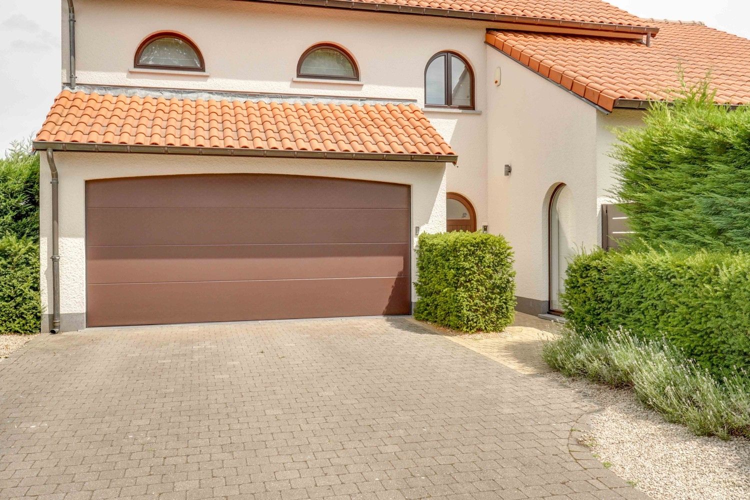 Uitstekend gelegen, gerenoveerde villa op 10a foto 44