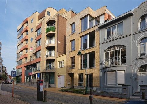 Huis te koop J. Demolderlaan 1 - 8660 De Panne