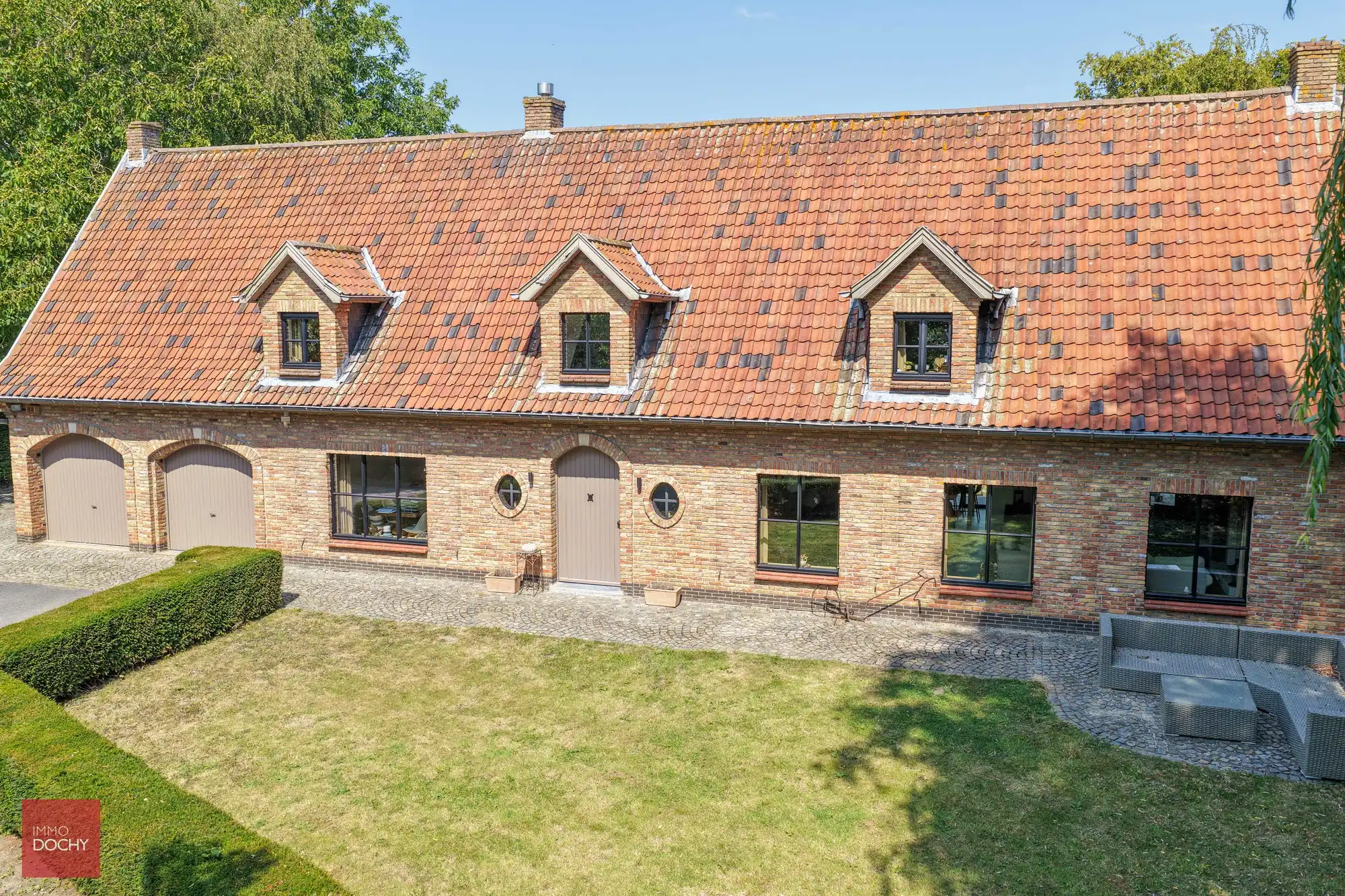 Volledig vernieuwde villa nabij Jan Yperman ziekenhuis foto 5