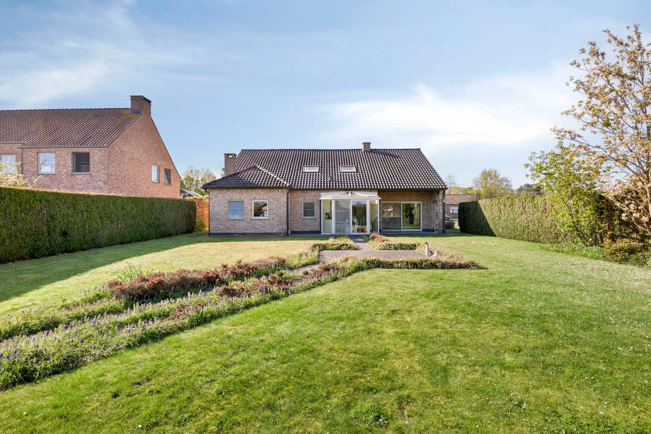 Rustig gelegen energiezuinige instapklare villa foto 24