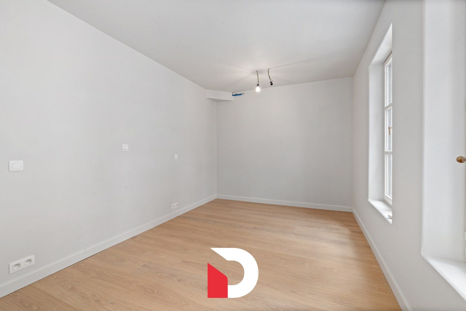 Luxueus gerenoveerde stadswoning in centrum Brugge foto 12