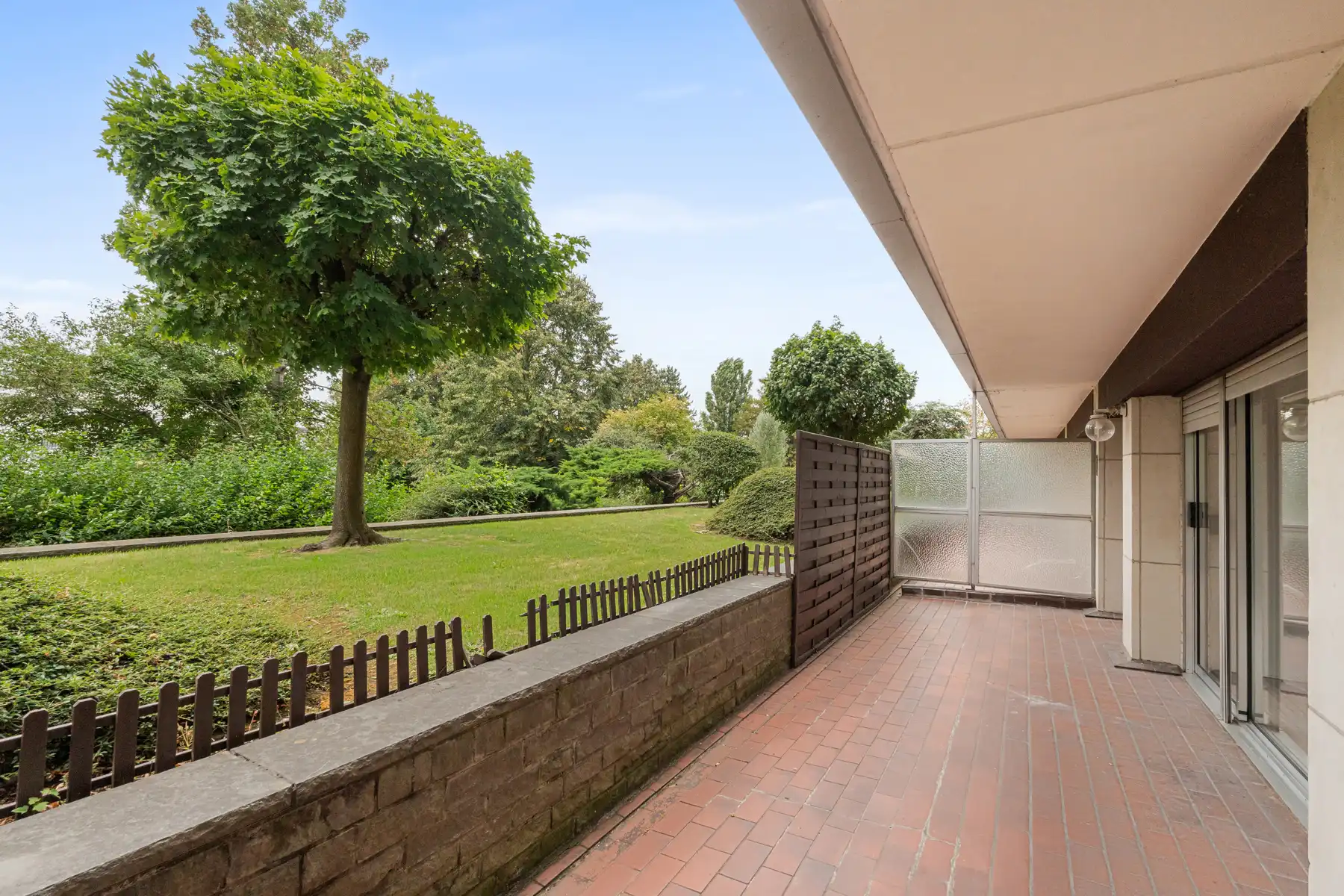 Gelijkvloers 1 slaapkamer appartement met ruim terras foto 5